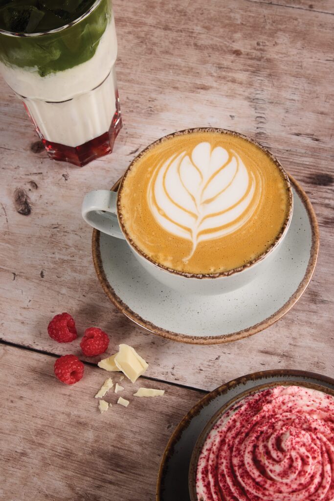 ESQUIRES White Chocolate Raspberry Latte