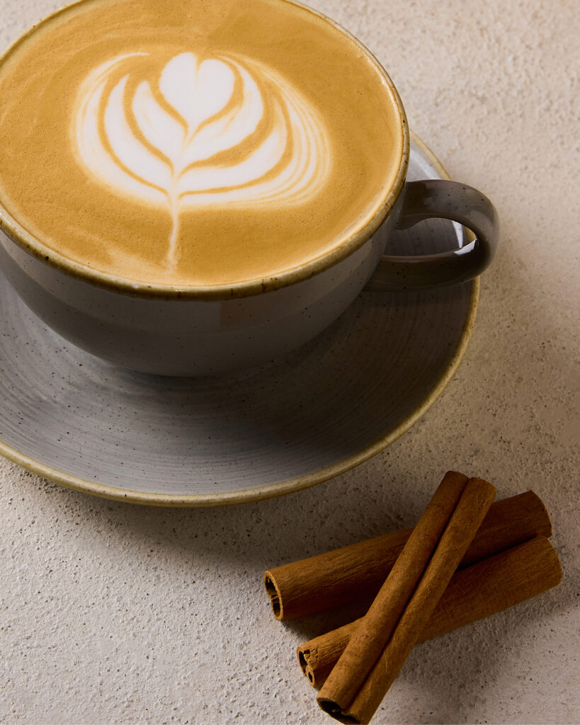 ESQUIRES AUTUMN 2026 CINNAMON & VANILLA LATTE